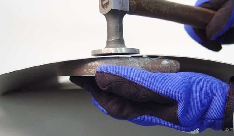 Как провести кузовной ремонт своими руками: все методы и этапы