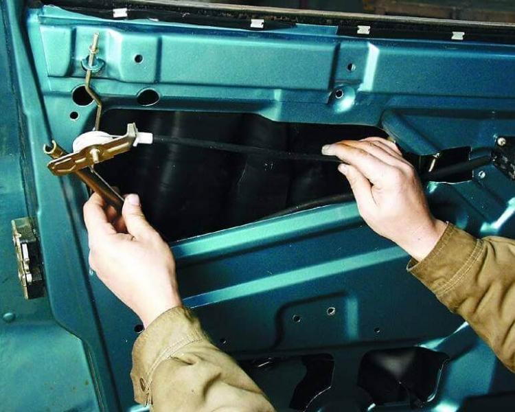 Как заменить моторчик стеклоподъемника в машине