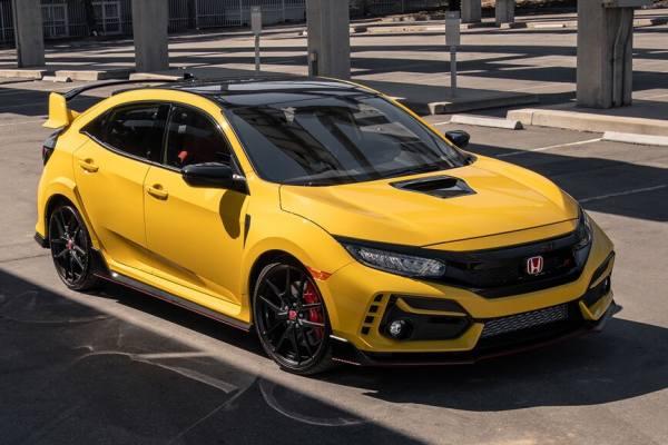 Обзор Honda Civic в минималистичном дизайне 2021 года: что нового в седане?
